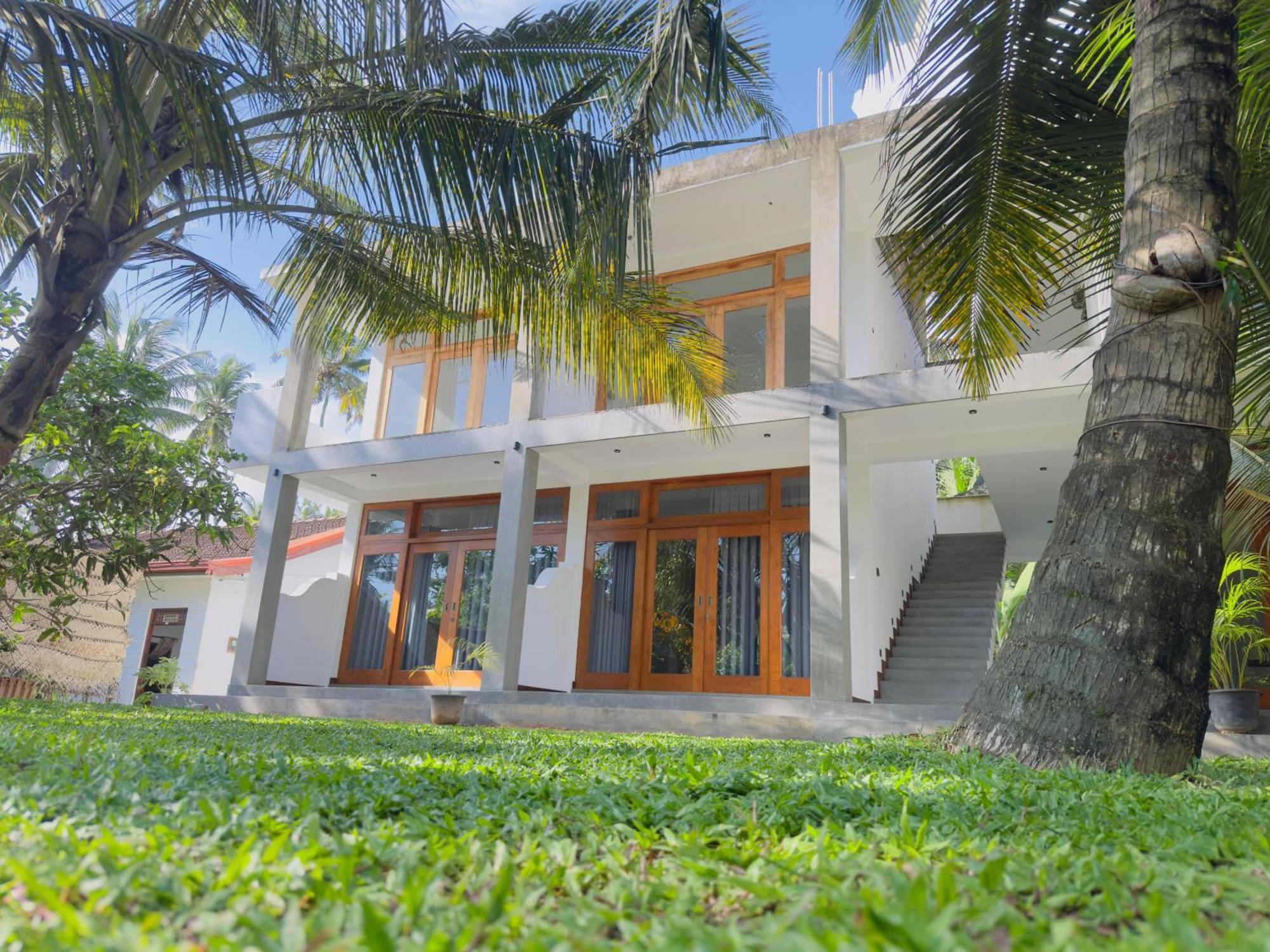 Hotel New Ocean Breeze Madiha Matara Exterior foto